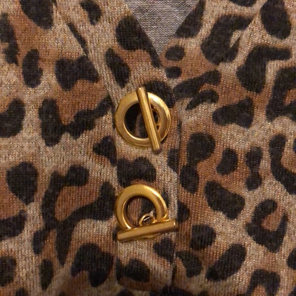 Animal Print 3/4 Sleeve Top - Picture 2 of 3
